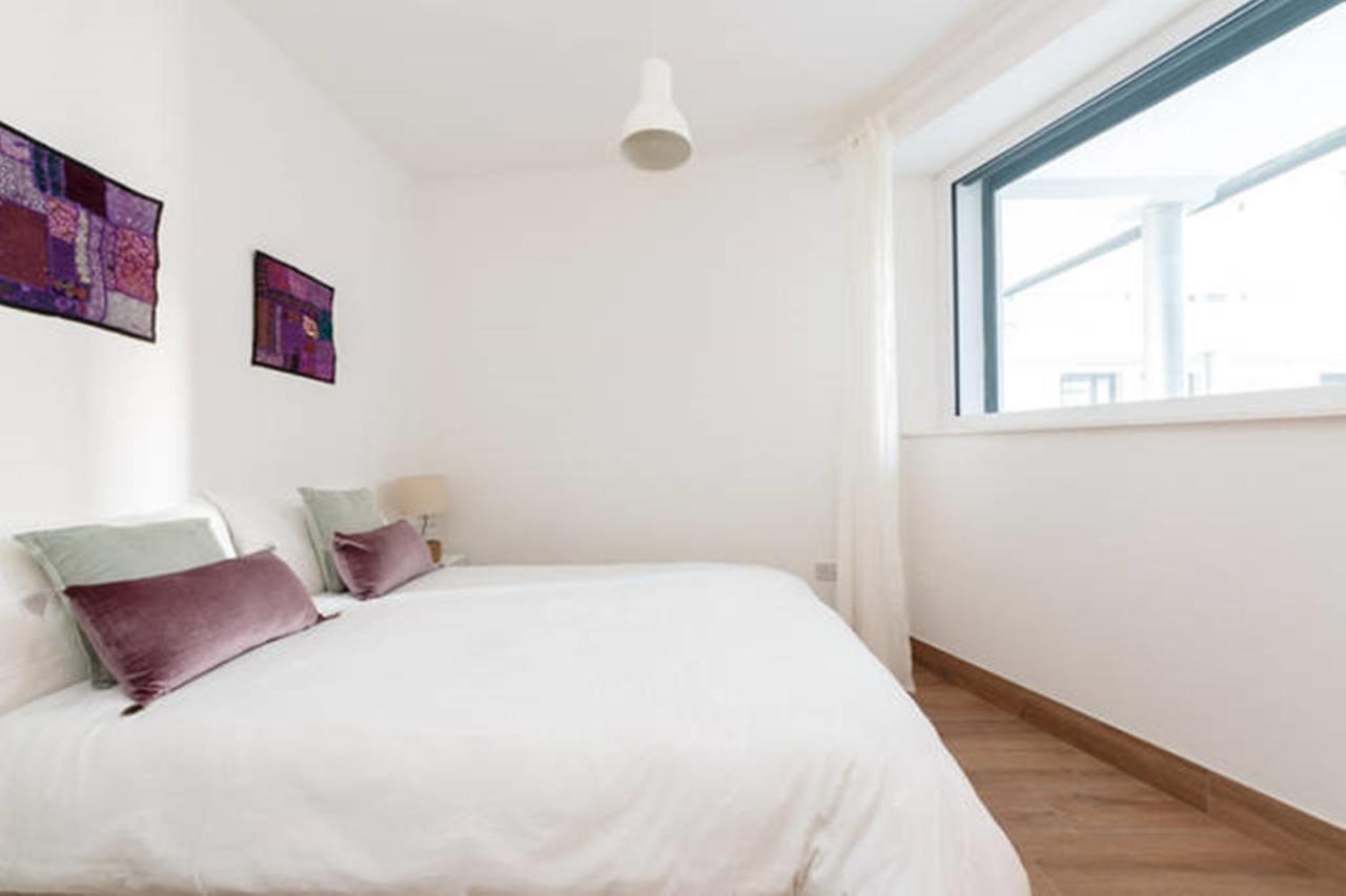 Stylish Soundproof Temple Bar Square Appartement Dublin Buitenkant foto